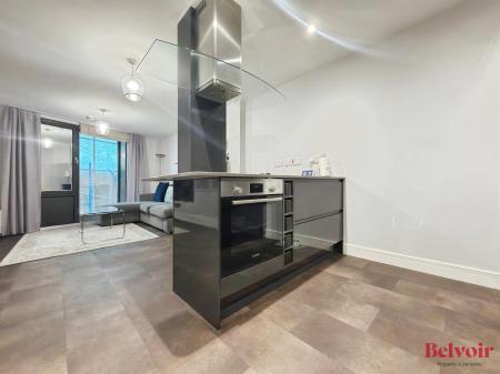 2 bedroom Flat to let in Honeybourne Way, Cheltenham, GL50