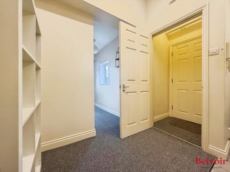 1 bedroom Flat to let in Bath Road, Cheltenham, GL53