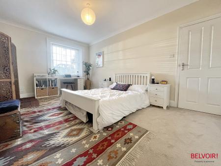 1 bedroom Apartment for sale in 21 Pittville Lawn, Cheltenham, GL52