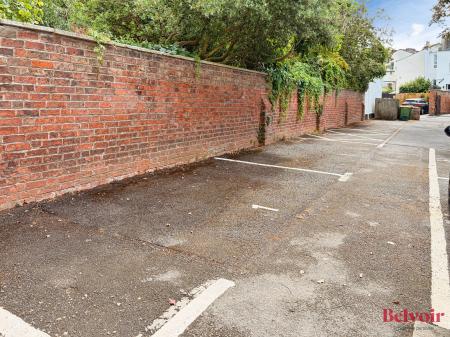 1 bedroom Apartment for sale in 21 Pittville Lawn, Cheltenham, GL52