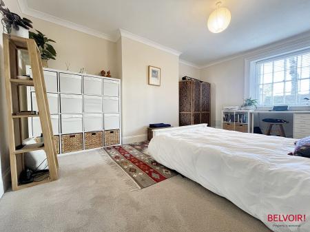 1 bedroom Apartment for sale in 21 Pittville Lawn, Cheltenham, GL52
