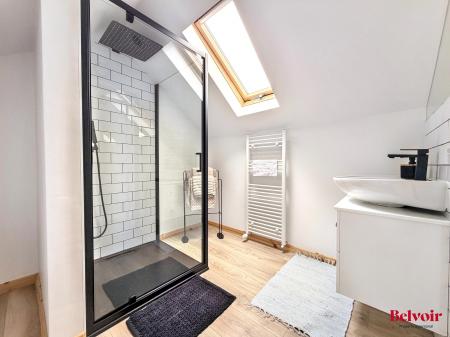 3 bedroom End of terrace house for sale in Peacock Close, Cheltenham, GL51