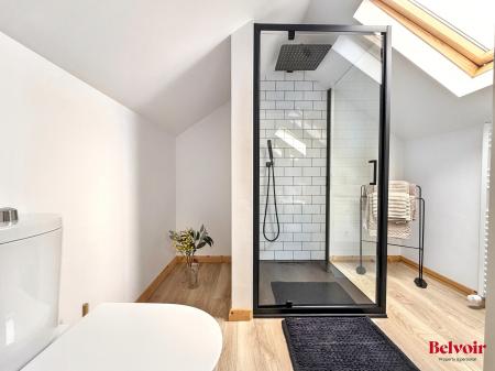3 bedroom End of terrace house for sale in Peacock Close, Cheltenham, GL51