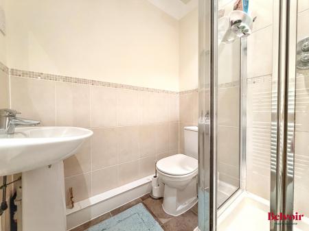 2 bedroom Penthouse for sale in 57 Brookbank Close, Cheltenham, GL50