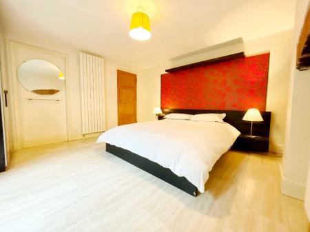 1 bedroom Apartment to let in Hewlett Road, Cheltenham, GL52