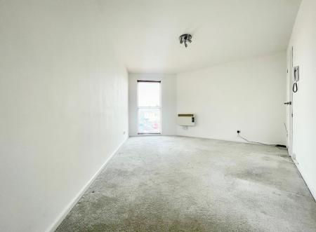 1 bedroom Apartment to let in Berkeley Court, Cheltenham, GL52
