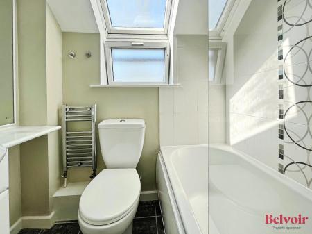 2 bedroom Detached house to let in Coltham Fields, Cheltenham, GL52