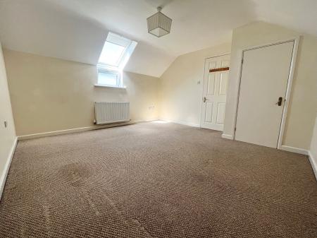 2 bedroom Detached house to let in Coltham Fields, Cheltenham, GL52