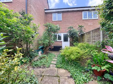 2 bedroom Terraced House to let in Somergate Road, Cheltenham, GL51