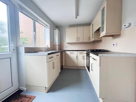 2 bedroom Terraced House to let in Somergate Road, Cheltenham, GL51