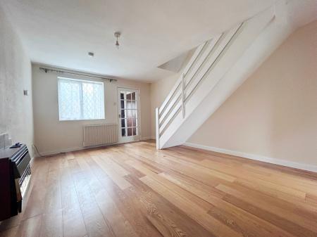 2 bedroom Terraced House to let in Somergate Road, Cheltenham, GL51