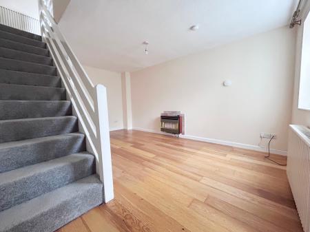 2 bedroom Terraced House to let in Somergate Road, Cheltenham, GL51