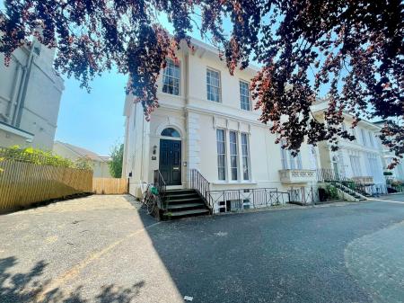 1 bedroom Apartment to let in Malvern Place, Cheltenham, GL50