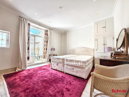 2 bedroom Apartment for sale in Malvern Road, Cheltenham, GL50