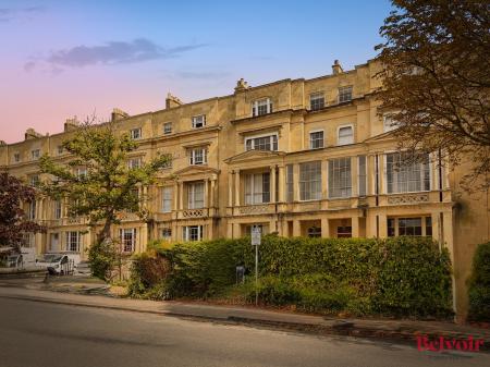 2 bedroom Apartment for sale in Malvern Road, Cheltenham, GL50