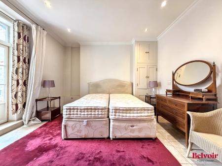 2 bedroom Apartment for sale in Malvern Road, Cheltenham, GL50