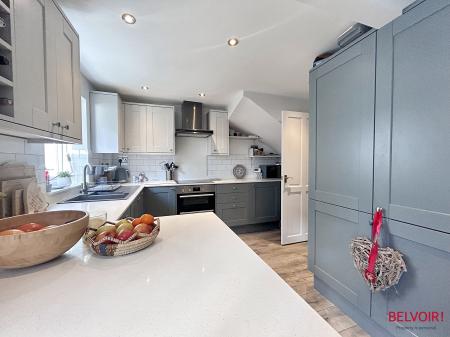 3 bedroom Terraced House to let in Sidney Street, Cheltenham, GL52