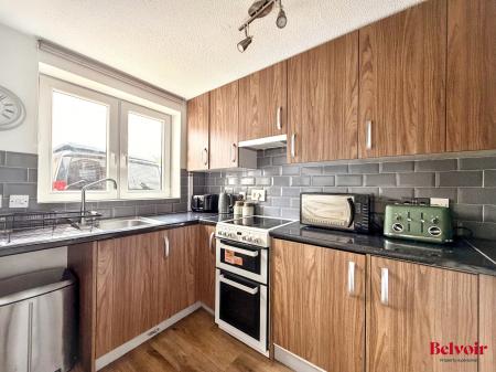2 bedroom End of terrace house for sale in Meadow Lea, Cheltenham, GL52