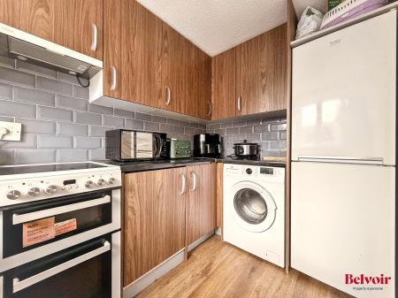 2 bedroom End of terrace house for sale in Meadow Lea, Cheltenham, GL52