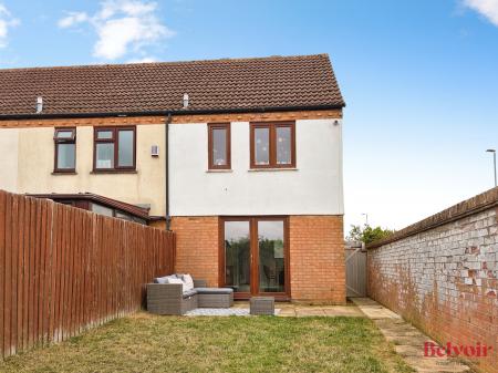 2 bedroom End of terrace house for sale in Meadow Lea, Cheltenham, GL52