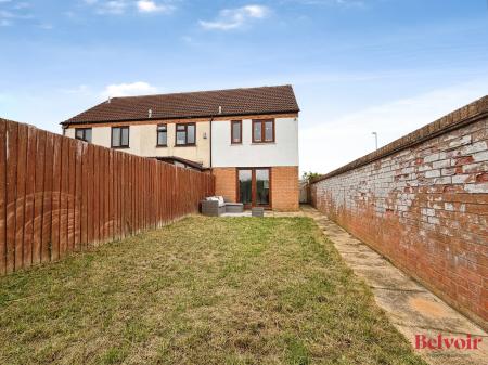 2 bedroom End of terrace house for sale in Meadow Lea, Cheltenham, GL52
