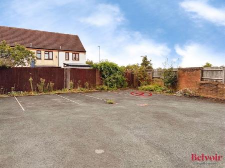 2 bedroom End of terrace house for sale in Meadow Lea, Cheltenham, GL52