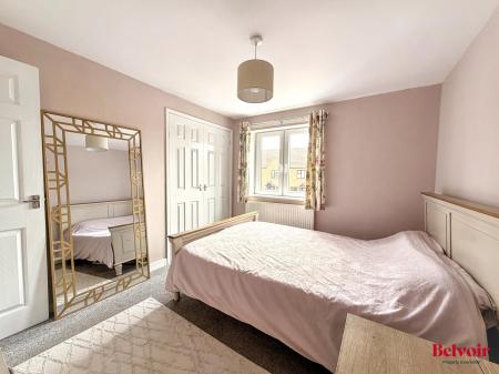 2 bedroom End of terrace house for sale in Meadow Lea, Cheltenham, GL52