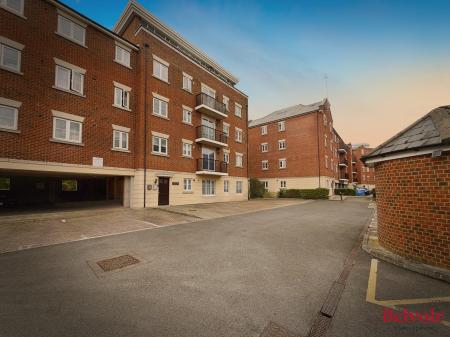 Brookbank Close, Cheltenham, GL50