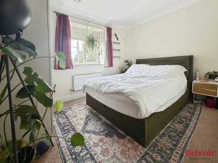 1 bedroom Flat to let in Brookbank Close, Cheltenham, GL50