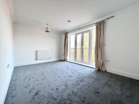 2 bedroom Apartment to let in 61 Brookbank Close, Cheltenham, GL50