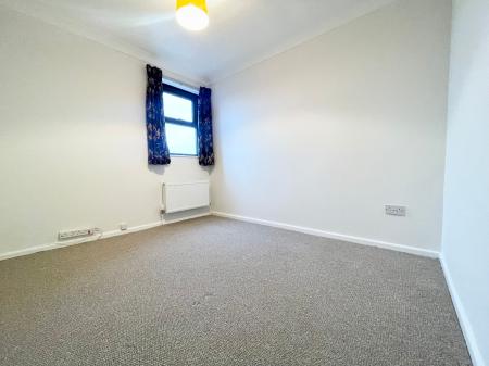 2 bedroom Flat to let in 130 Hales Road, Cheltenham, GL52