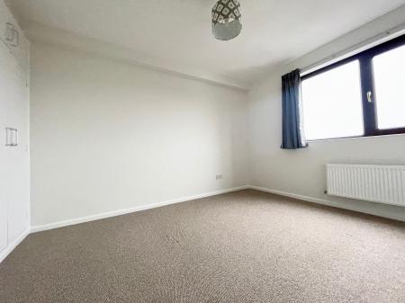 2 bedroom Flat to let in 130 Hales Road, Cheltenham, GL52