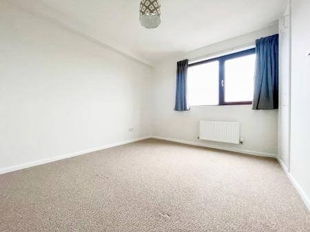 2 bedroom Flat to let in 130 Hales Road, Cheltenham, GL52