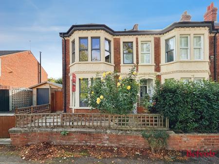 4 bedroom Semi-detached house for sale in Kensington Avenue, Cheltenham, GL50