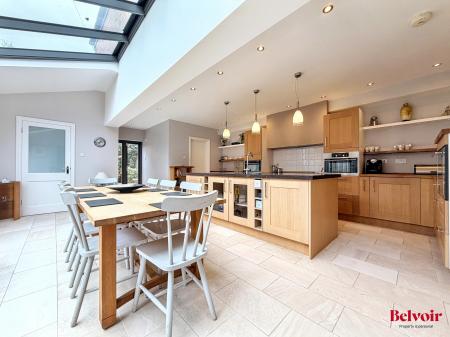 4 bedroom Semi-detached house for sale in Kensington Avenue, Cheltenham, GL50