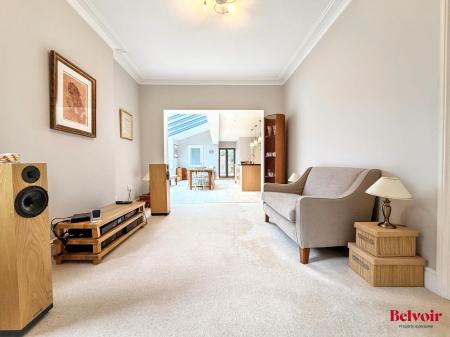 4 bedroom Semi-detached house for sale in Kensington Avenue, Cheltenham, GL50