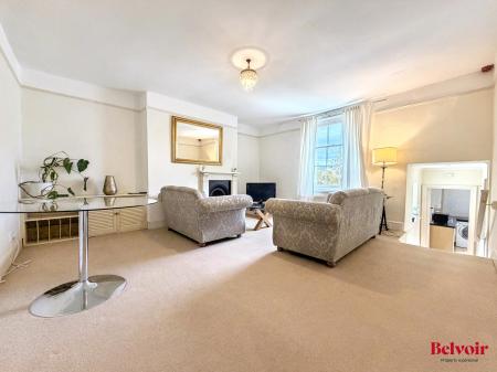 2 bedroom Apartment for sale in St Georges Road, Cheltenham, GL50
