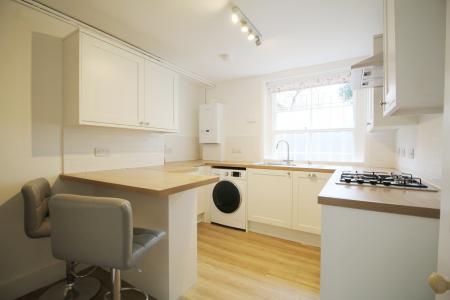 1 bedroom Flat to let in Battledown Approach, Cheltenham, GL52
