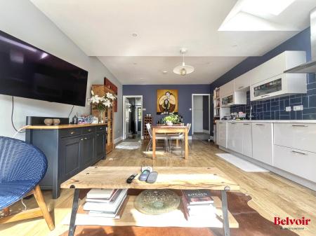 2 bedroom Terraced House for sale in Blacksmith Lane, Prestbury, Cheltenham, GL52