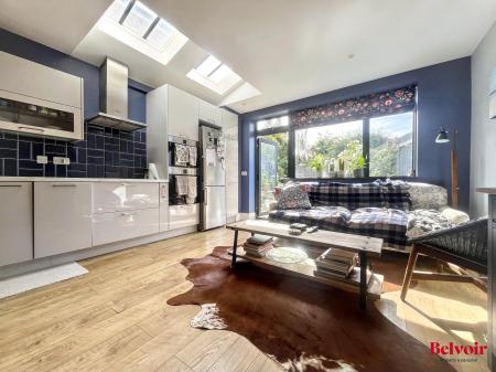 2 bedroom Terraced House for sale in Blacksmith Lane, Prestbury, Cheltenham, GL52