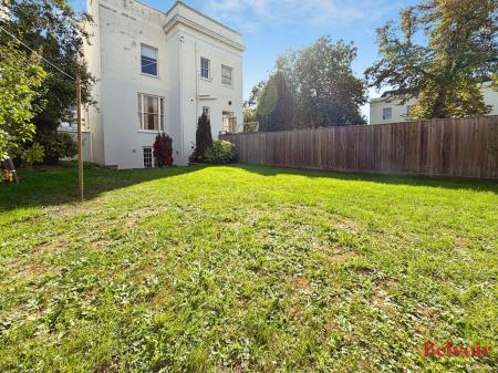 4 bedroom Apartment to let in Clarence Road, Pittville, Cheltenham, GL52