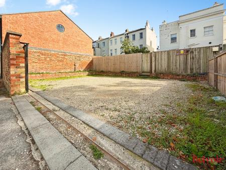 4 bedroom Apartment to let in Clarence Road, Pittville, Cheltenham, GL52