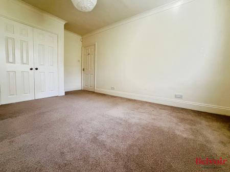 4 bedroom Apartment to let in Clarence Road, Pittville, Cheltenham, GL52