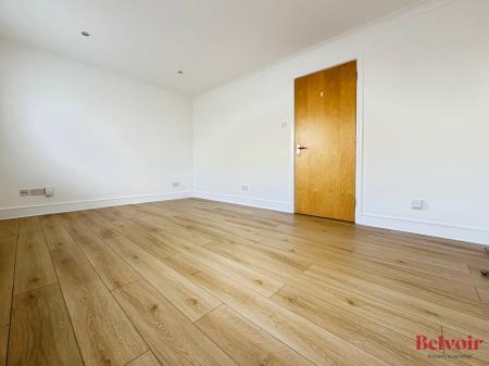 2 bedroom Flat to let in Sherbourne Street, Cheltenham, GL52