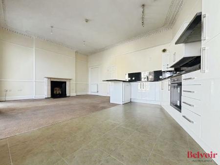 1 bedroom Apartment to let in Clarence Street, Cheltenham, GL50