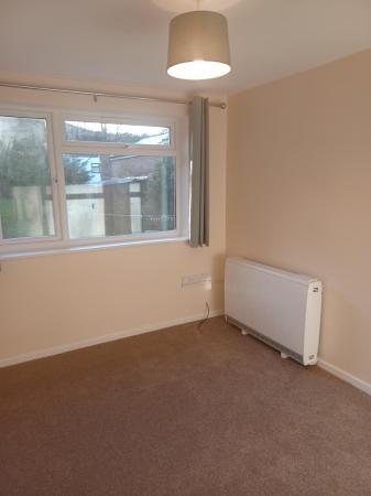 1 bedroom Flat to let in Main Street, Frodsham, WA6