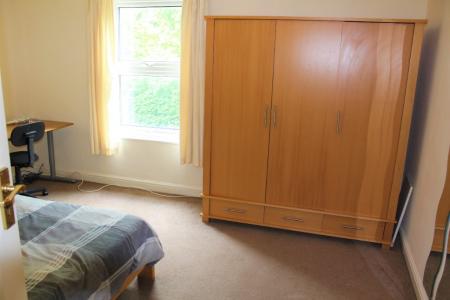 1 bedroom House share to let in Sealand Road, Chester, CH1