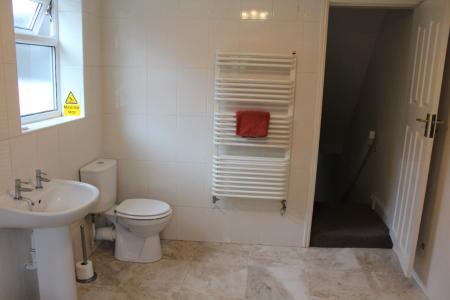 1 bedroom House share to let in Sealand Road, Chester, CH1