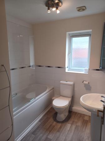 3 bedroom Semi-detached house to let in Foxdene, Ellesmere Port, CH66