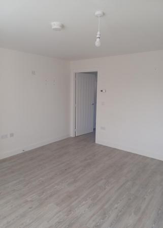 4 bedroom Semi-detached house to let in Emperor Avenue, Chester, CH4